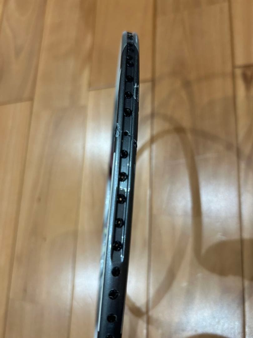 【ジャンク品】アークセイバー7 ヨネックスバドミントンラケット3UG4廃盤