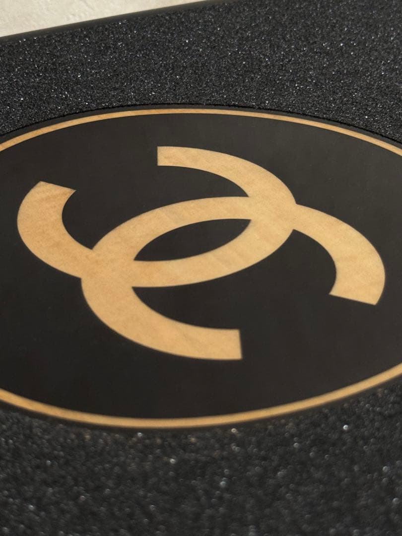 スケートボード CHANEL LACQUERED WOOD BLACK SKATEBOARD