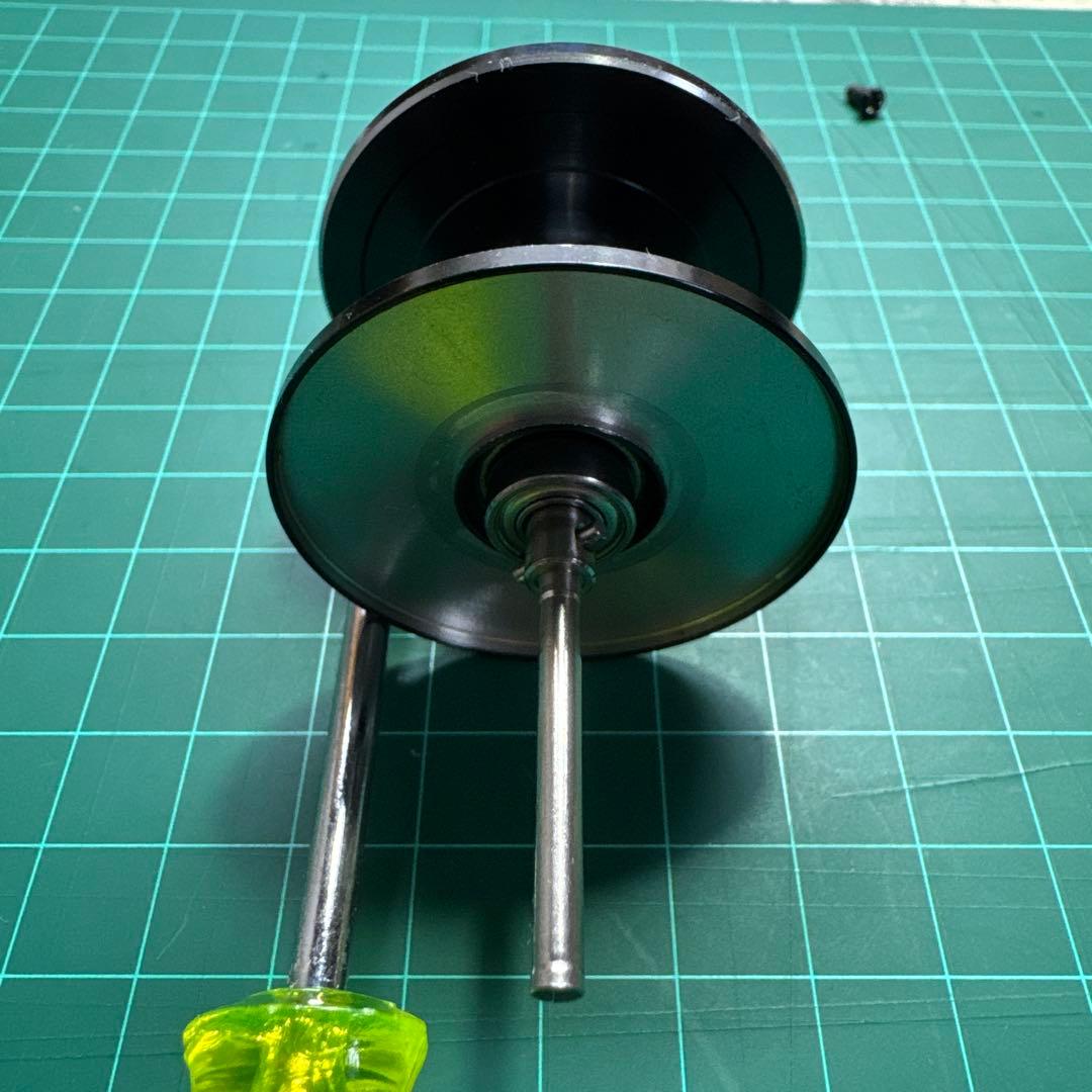 【メンテナンス済】シマノ(SHIMANO) 18 カルカッタコンクエスト300