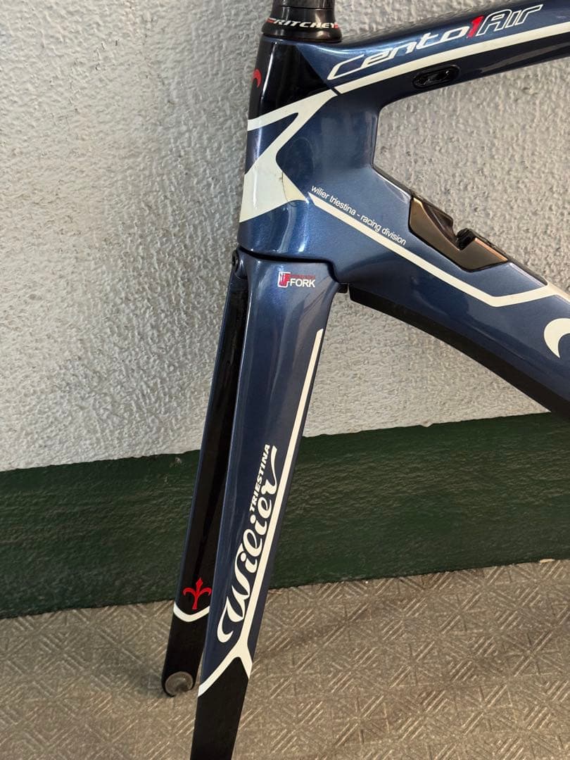 ウィリエール Wilier Cento カーボンフレーム