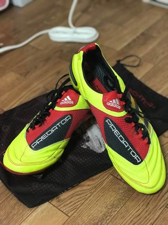 スパイク（サッカー）シューズ