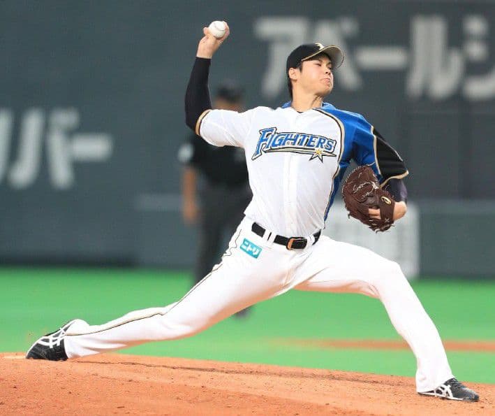 【当時物】北海道　日本ハム　ファイターズ　大谷　ホーム　ユニフォーム　ミズノ　M