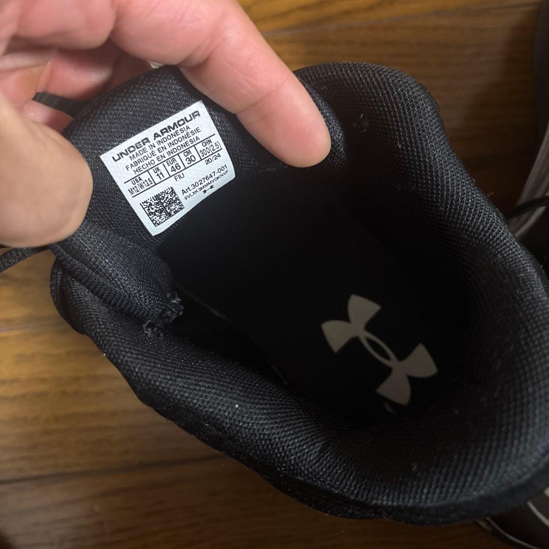 アンダーアーマー UNDER ARMOUR シューズ UAスポーン6 ミッド