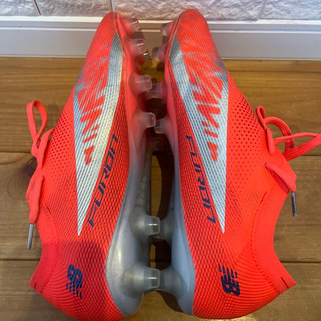 newbalanceヒューロンサッカースパイク