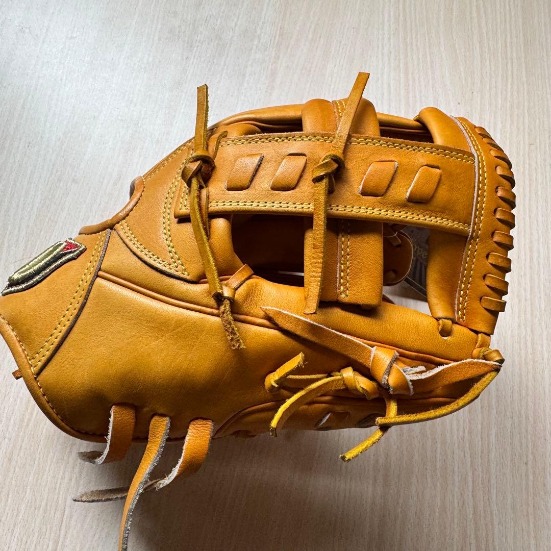 ※訳あり【新品未使用】Wilson Staff硬式グローブ 内野手用