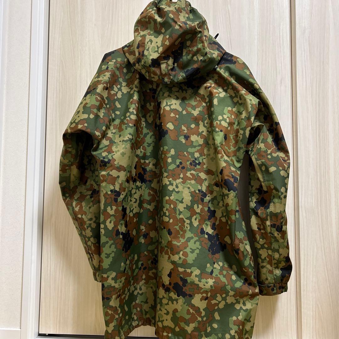 【本日限り‼️大幅値下げ‼️】迷彩 雨具