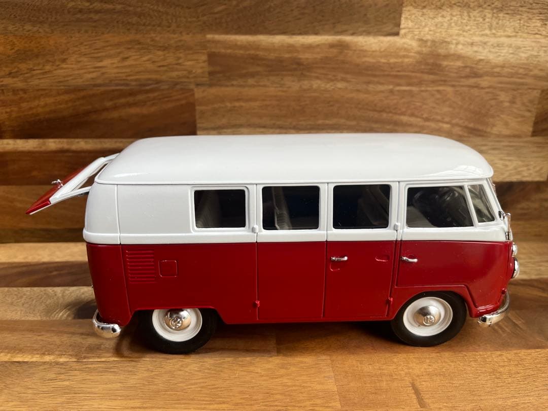 Volkswagen Type 2 (T1) バス ミニカー