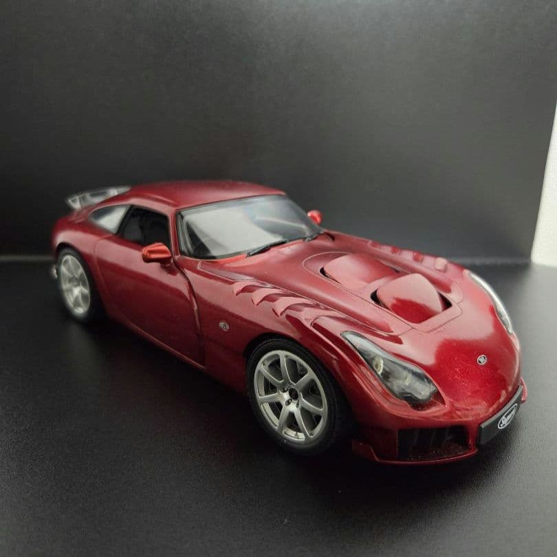 jadi TVR サグリス　1/18 ジャンク