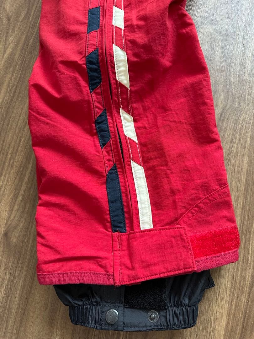 BURTON スノーボードパンツ（ウィメンズ)美品