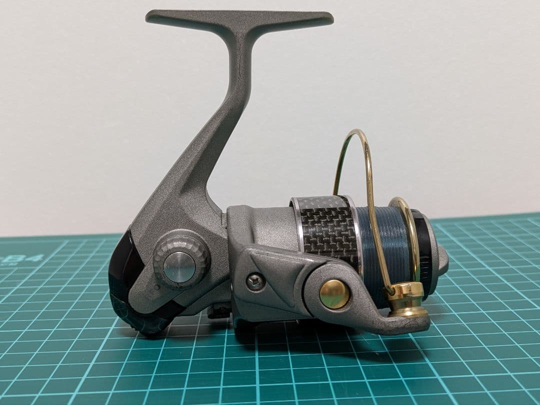 リョービ　 イクシオーネ1000i　 スピニングリール