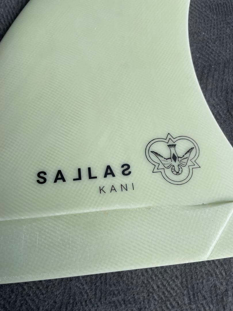 フライイングダイヤモンドSALAS KANI サーフボードフィン ライトグリーン