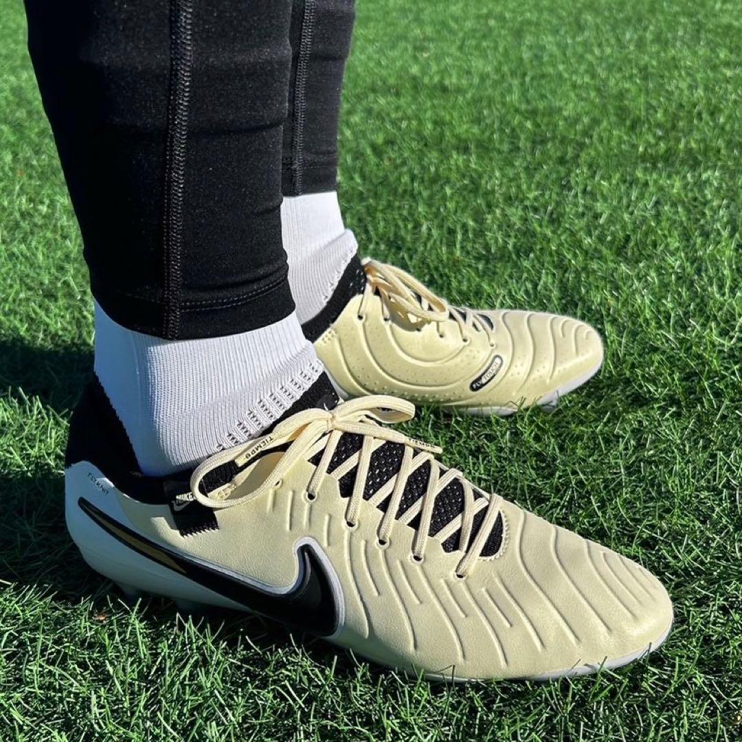 シューズ Nike tiempo10 FG 27.5