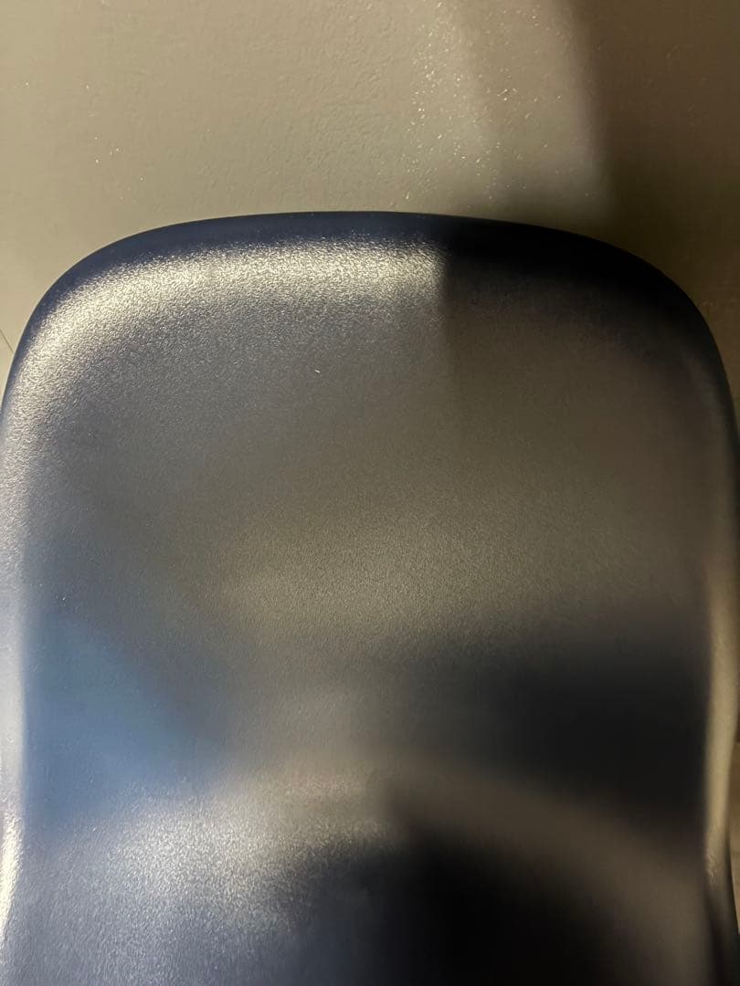 イームズプラスチックシェルサイドチェア Herman Miller X HAY