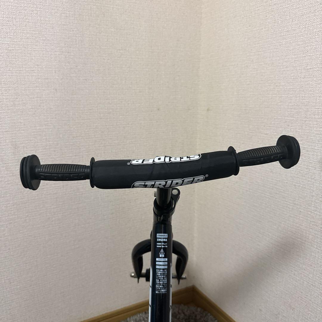 【美品】STRIDER 12 バランスバイク ブラック　送料込み！