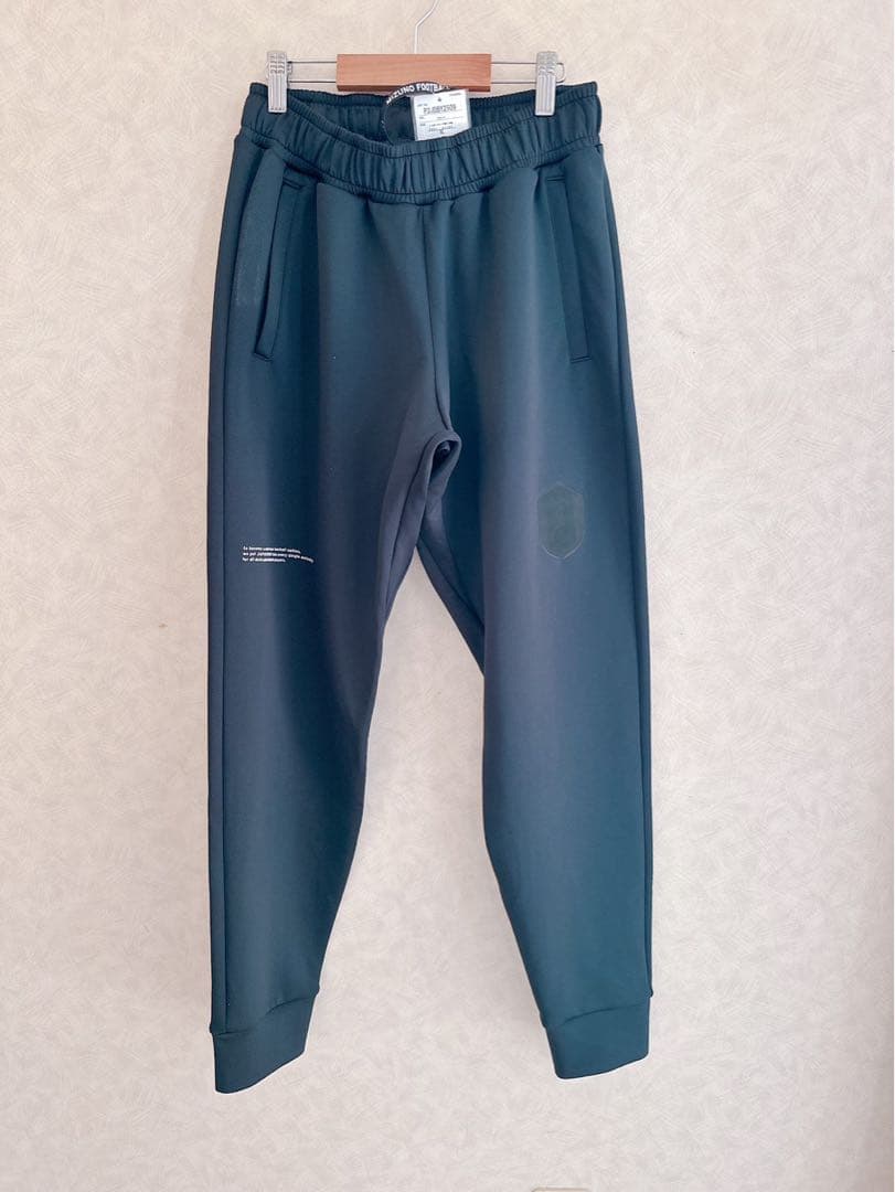 【激レア新品未使用】名古屋グランパス　トレーニングウェア　ミズノフットボール