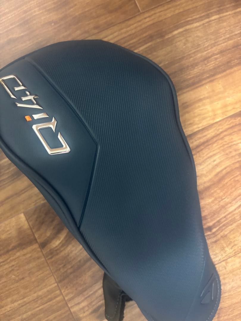 テーラーメイド　レフティ　Qi4D 9° ヘッドのみ