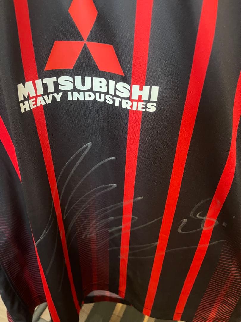 浦和レッズ 2022フランクフルト特別キット アレクサンダー•ショルツサイン付き