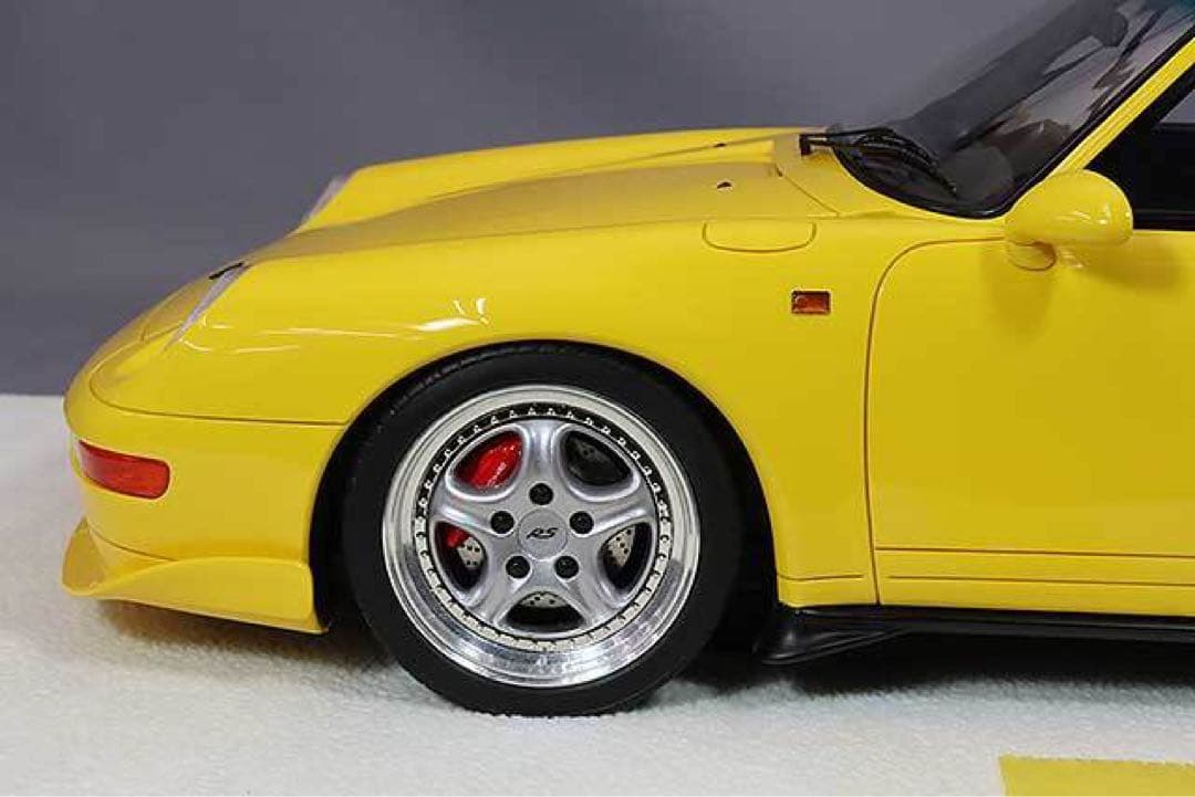 1/18 Porsche 911 (993) Carrera RS イエロー