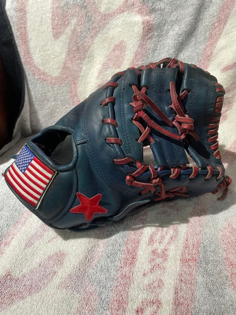 新シーズン！即戦力ミット　ミズノ　ファーストミット　USA ブルー&レッド
