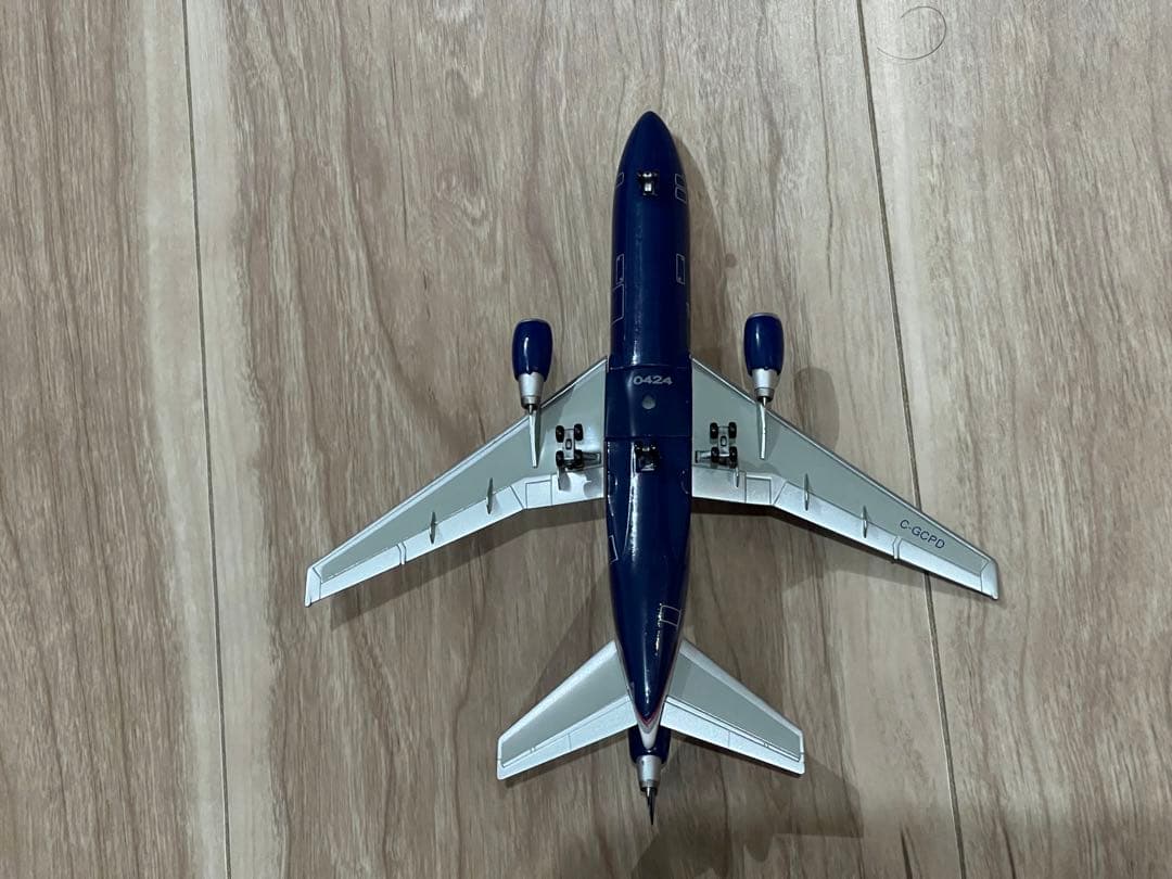 DRAGON カナディアン航空　DC-10-30 1/400 特別塗装機
