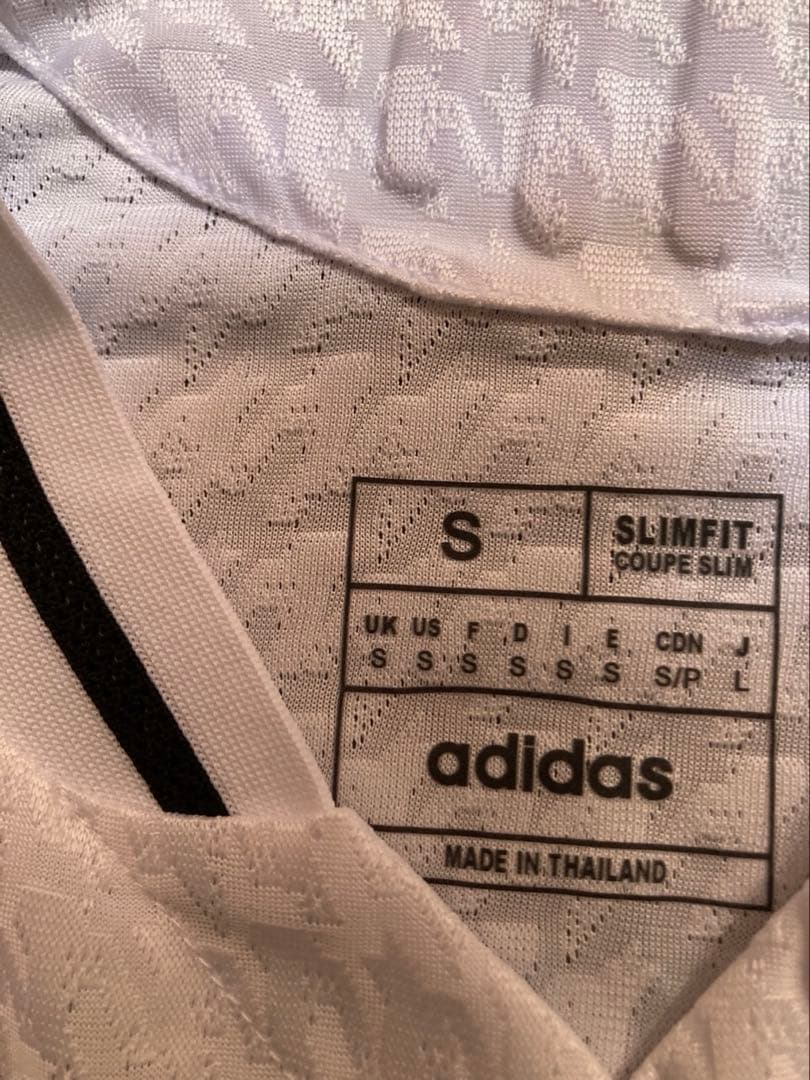 期間限定更に値下げ！adidas レアル・マドリード　長袖ジャージ　ホワイト