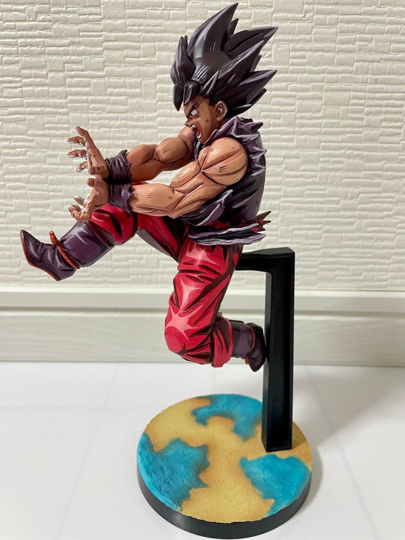 ドラゴンボール フィギュア 孫悟空 界王拳風 リペイント 二次元塗装