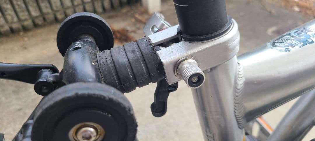 W*h様 ハリークイーン 折りたたみ式 自転車 ジャンク品