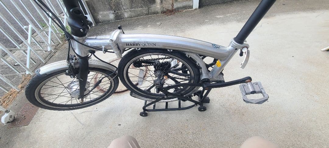 W*h様 ハリークイーン 折りたたみ式 自転車 ジャンク品