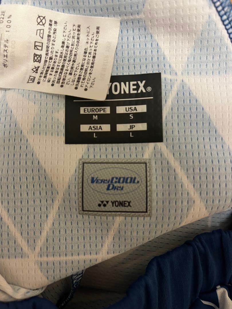 YONEX ハーフパンツ L 美品
