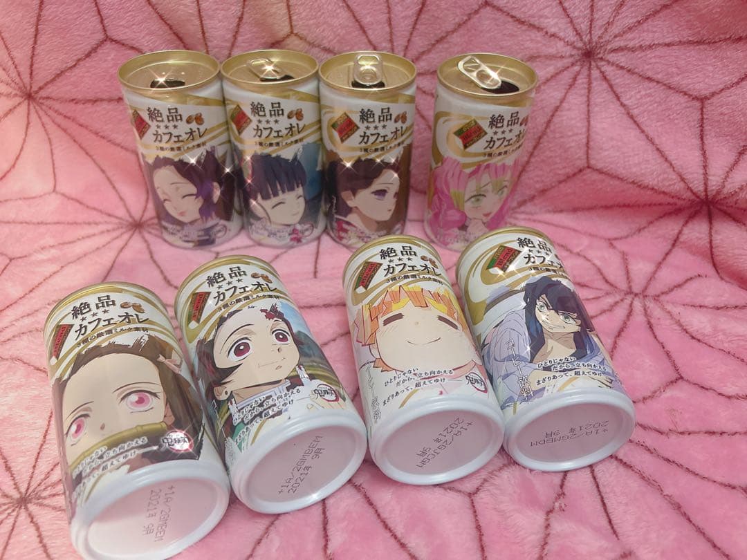 【新品未使用】鬼滅の刃　グッズ大量セット　アクキー・缶バッジ・のれん等