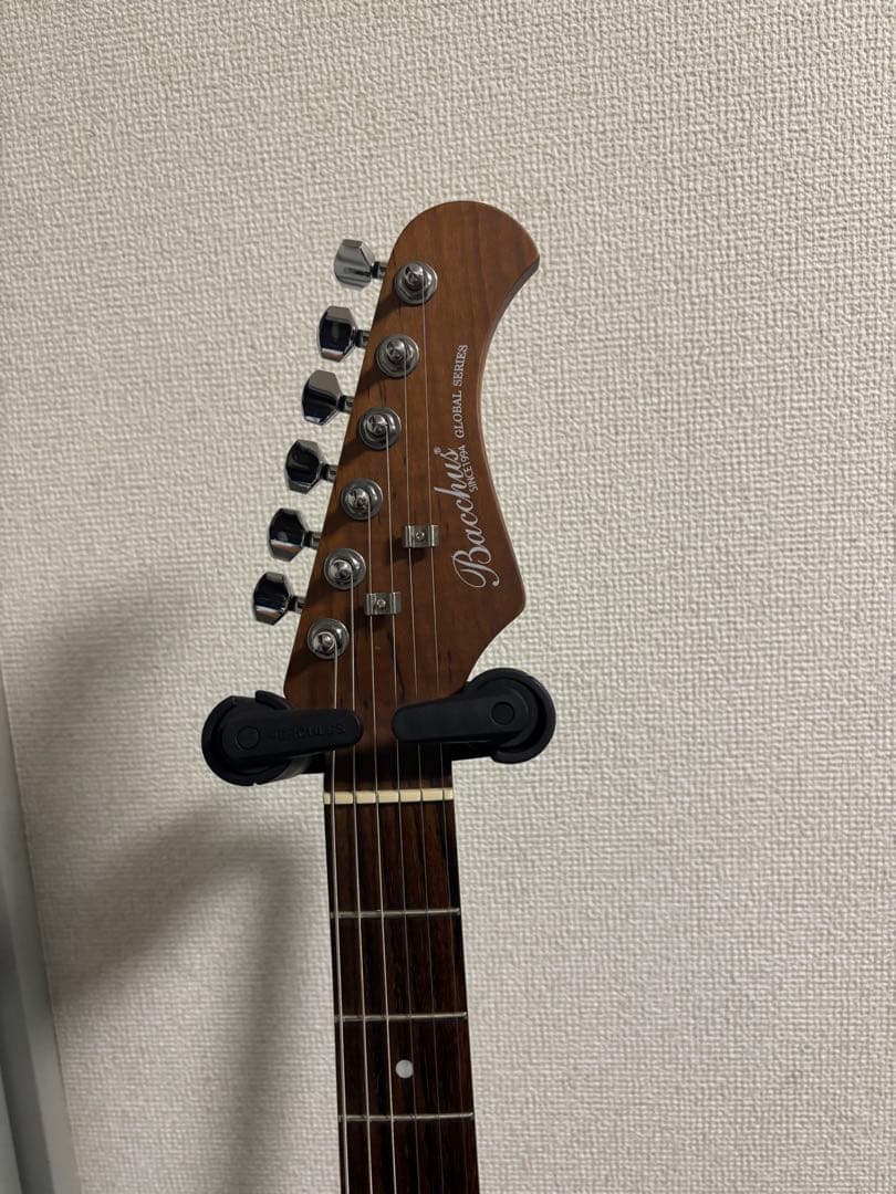 Bacchus SGS-ASH/RSM ストラトタイプ　ギター
