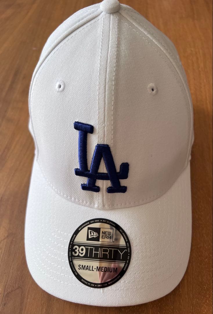 ニューエラ 正規品 LA ドジャーススタジアム購入　白 ホワイト キャップ新品