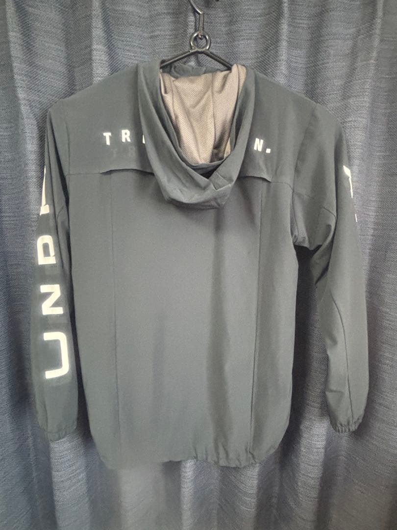 Under Armour アンダーアーマーフード付　メンズ　ＸＬ　セットアップ