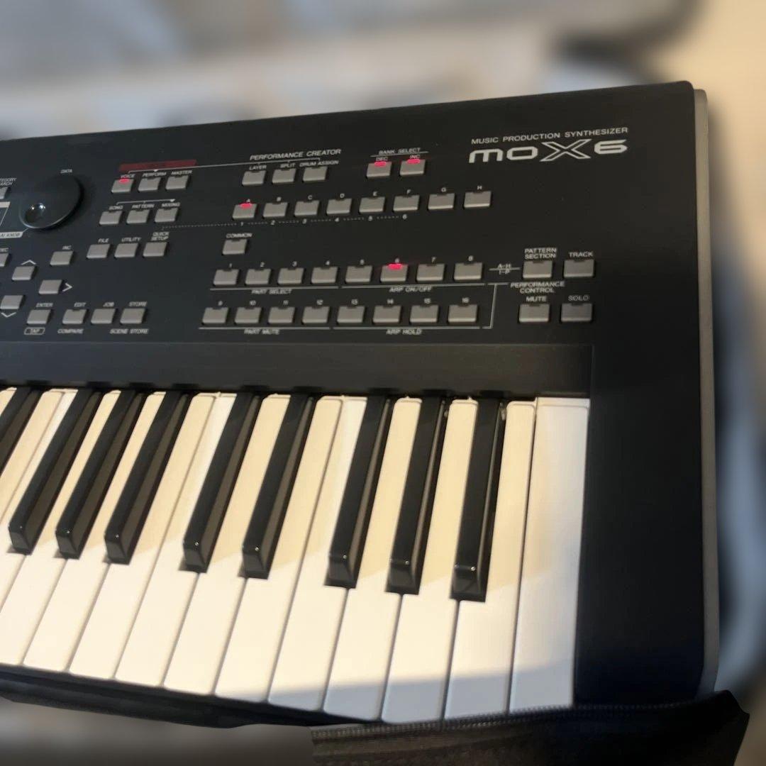 YAMAHA MOX6 シンセサイザー