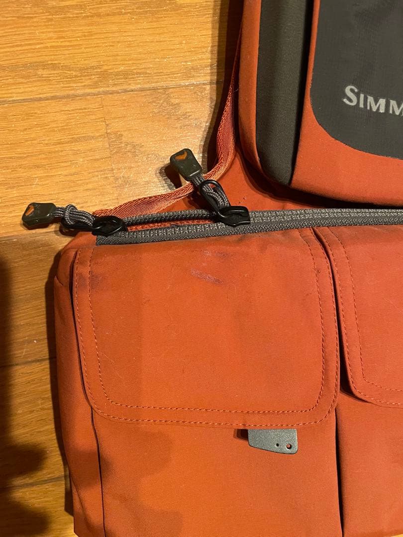 SIMMS フィッシングベスト S オレンジ　新品　サイズS