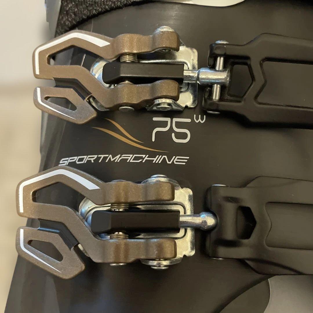 Nordica 女性用スキーブーツ