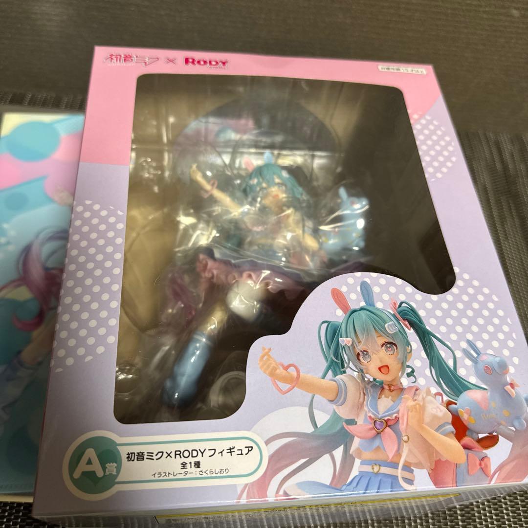 初音ミク✖️Rody 1番くじ。椿初音ミクおまけ付き
