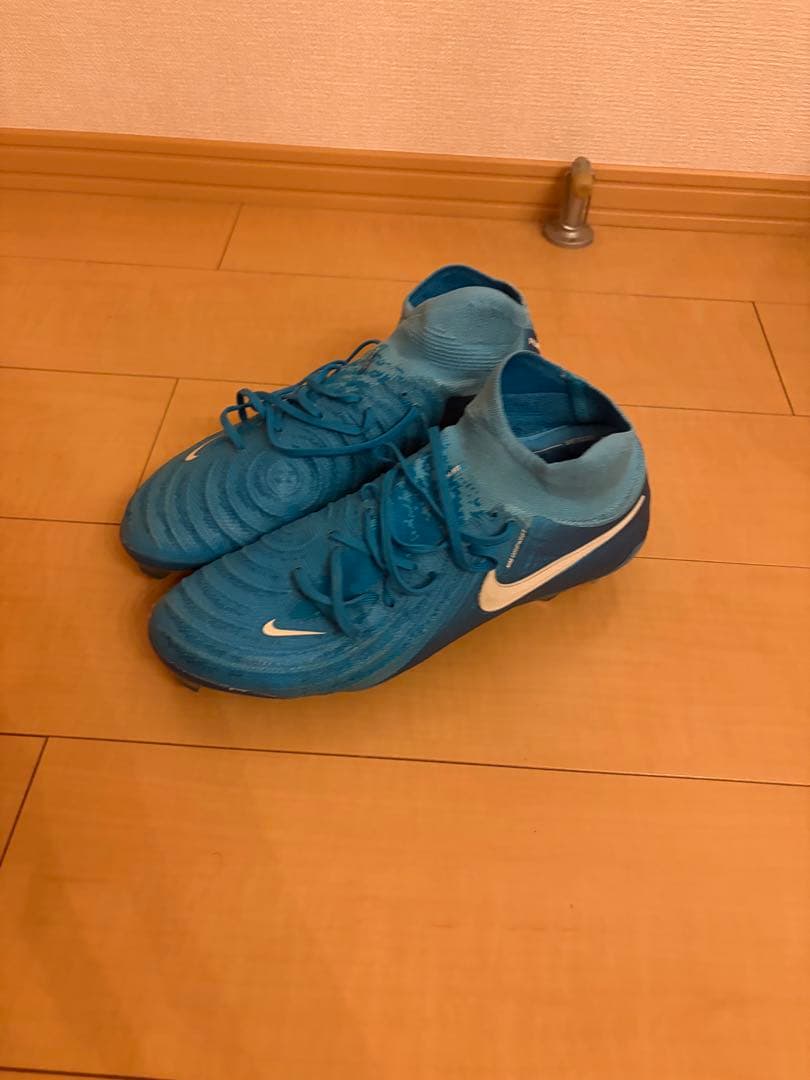 Nike ファントムGXサッカーシューズ・スパイク 青