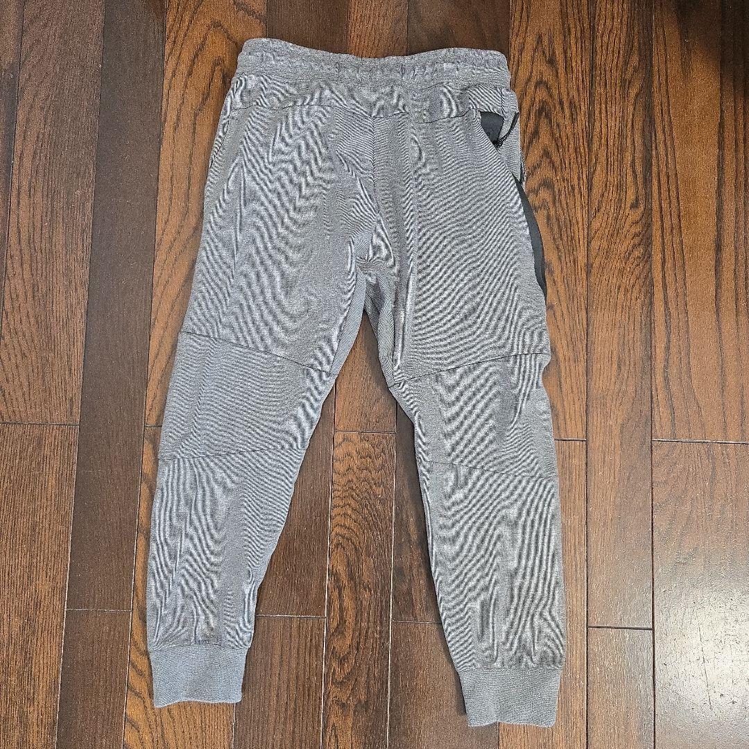 NIKE　テックフリース　セットアップ　レディース