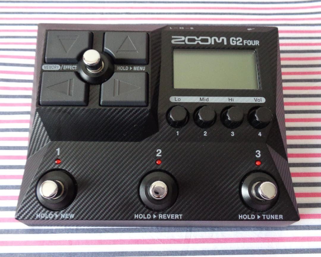 ZOOM G2 FOUR　マルチエフェクター　美品！　ギターエフェクター