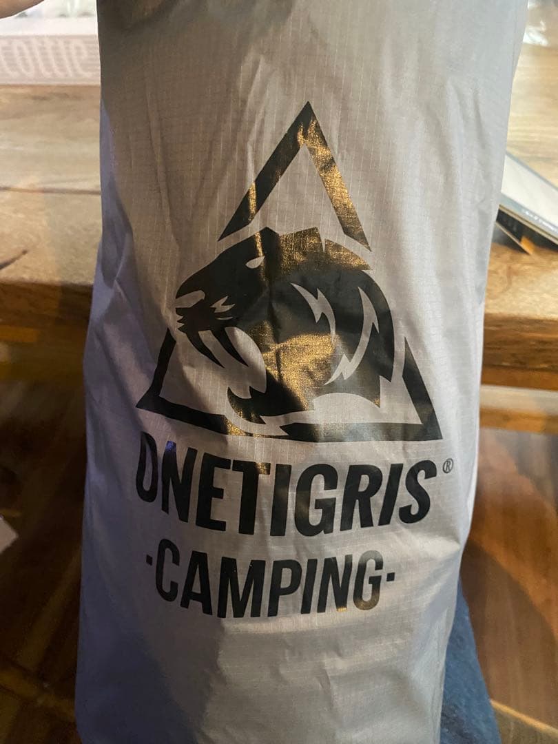 ONETIGRIS ピラミッド型テント グレー