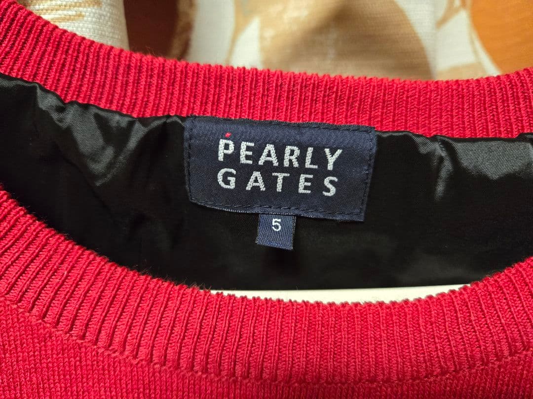PEARLY GATES 赤 セーター サイズ5　防風