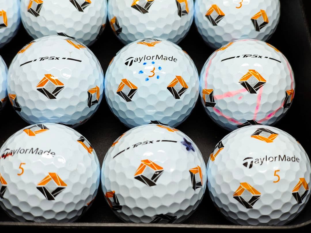✨美品✨TaylorMade TP5x('24) Pix ゴルフボール 2ダース