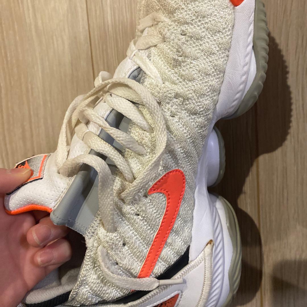 NIKE ナイキレブロン16  26.5cm