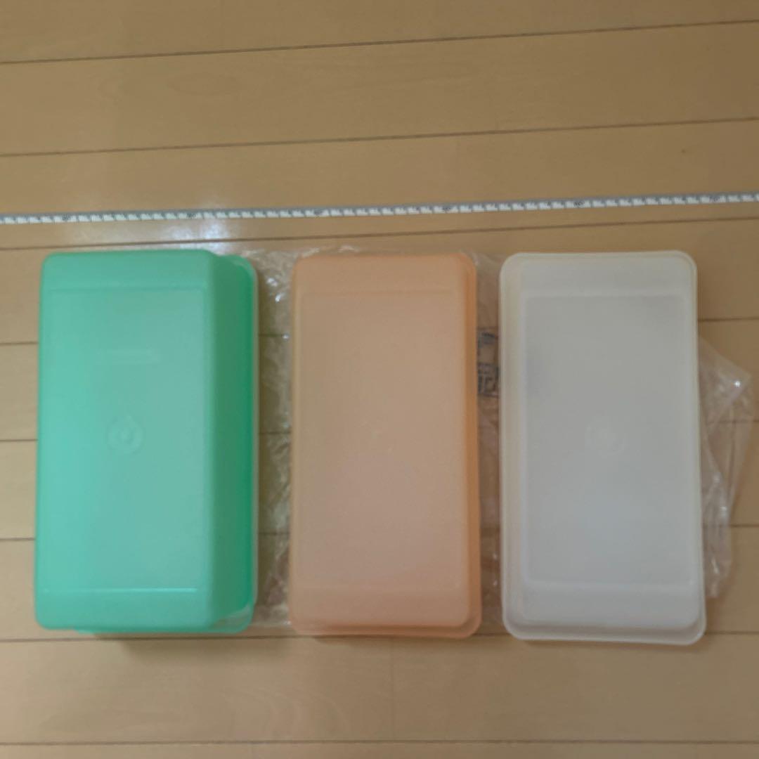 タッパーウェア四角い容器3点セット新品未使用