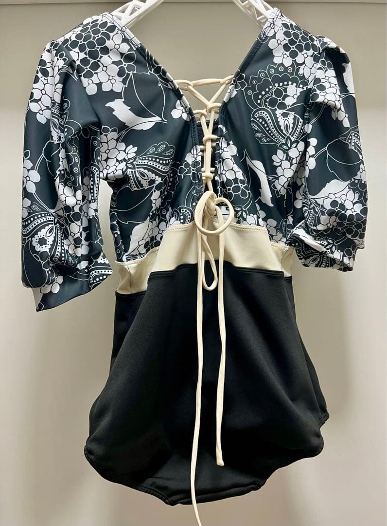 セール中新品未使用Eco Bitch Beach Styleエコビッチ S/M