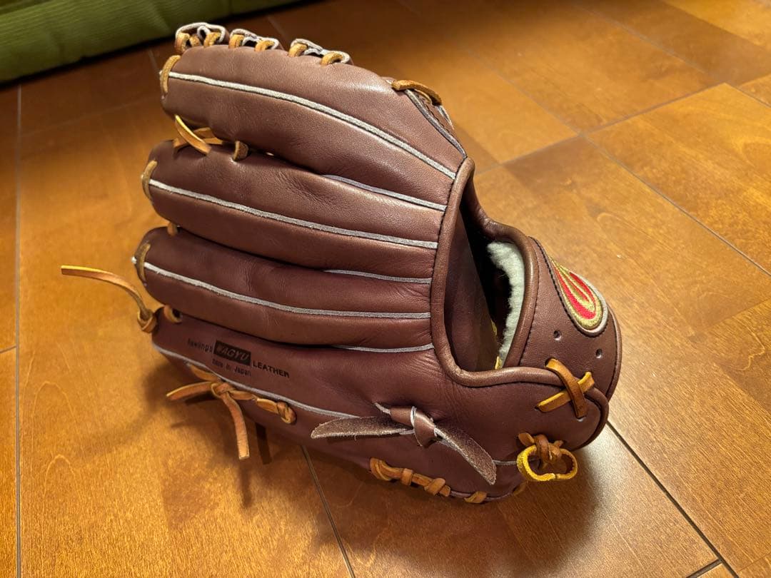 ローリングス硬式外野手用グローブ【右投げ】