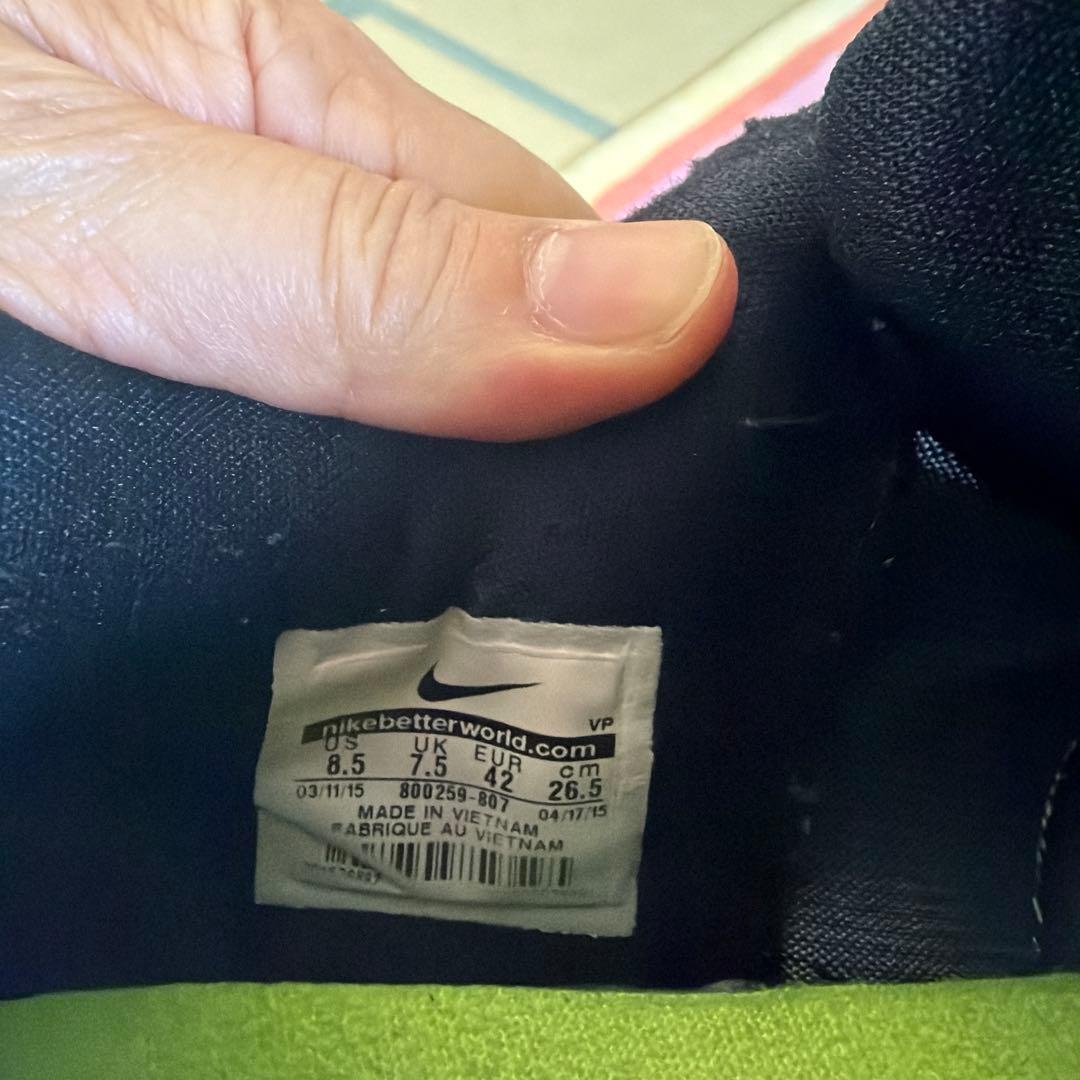 Nike バスケットボールシューズ 8.5Y