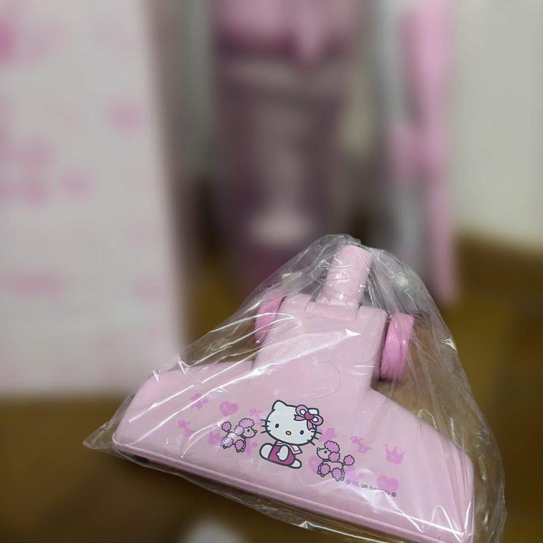 HELLO KITTY サイクロン掃除機 TC-4261KT