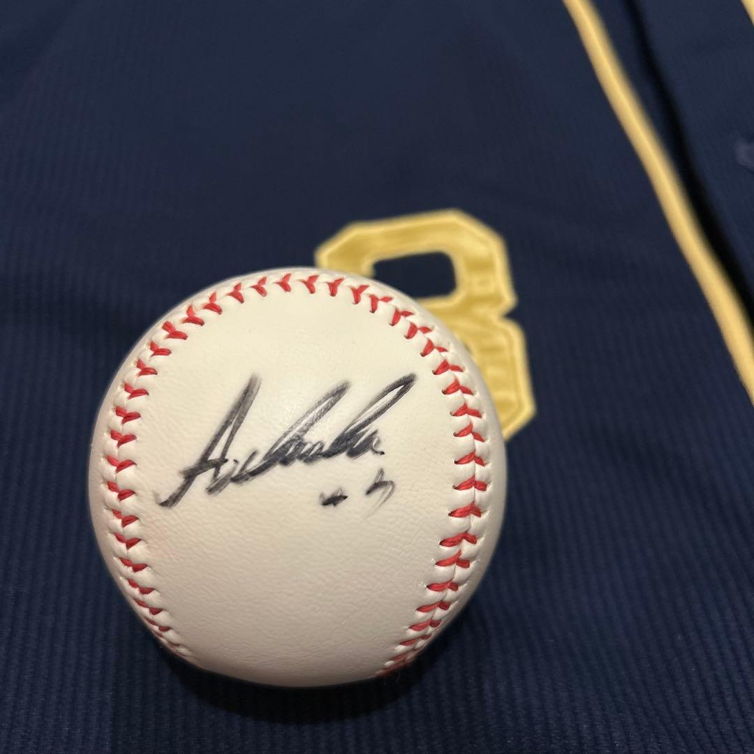 オリックスバファローズ 安達了一　サイン入りユニフォーム・サインボール・ハンガー
